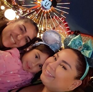 🩵Meet your Poshers, Trin & Kari 🩵